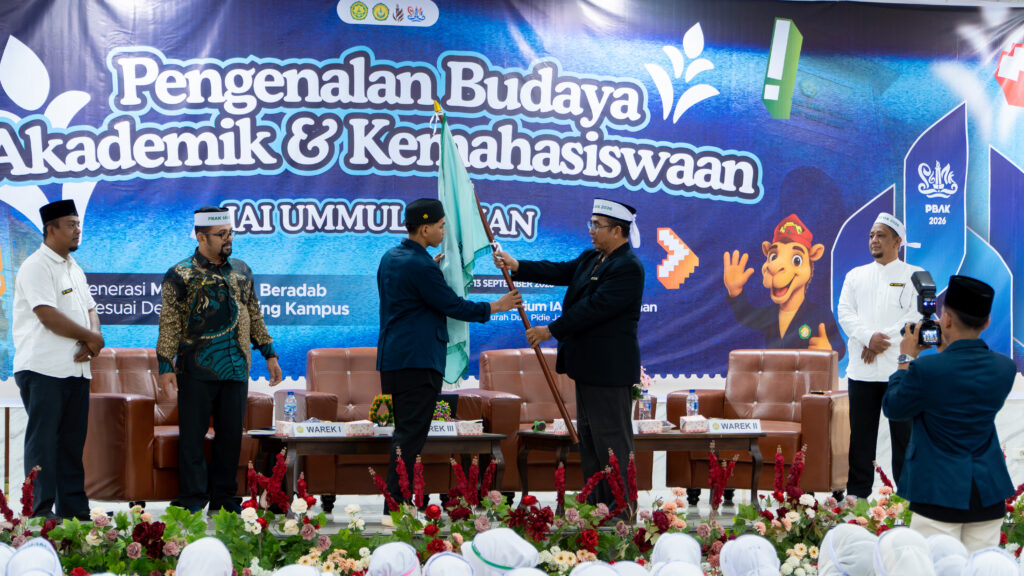 Pimpinan Kampus Memberikan Pembekalan